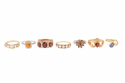 Lot 36 - SEVEN GEM-SET RINGS