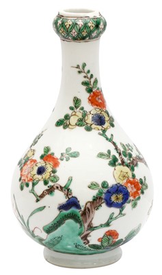 Lot 35 - A CHINESE FAMILLE-VERTE 'BLOSSOMS' VASE