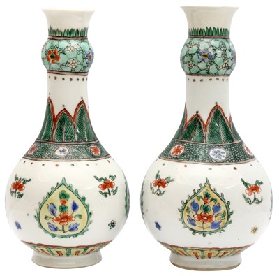 Lot 28 - A PAIR OF CHINESE FAMILLE-VERTE PEAR-SHAPED VASES