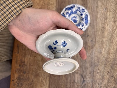 Lot 2 - A PAIR OF CHINESE BLUE AND WHITE SALTS