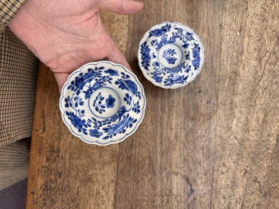 Lot 2 - A PAIR OF CHINESE BLUE AND WHITE SALTS