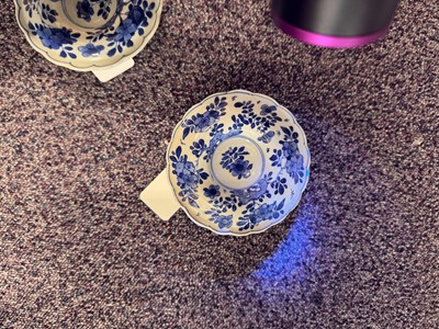 Lot 2 - A PAIR OF CHINESE BLUE AND WHITE SALTS