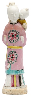 Lot 71 - A CHINESE FAMILLE-ROSE 'LADY AND CHILD' FIGURE