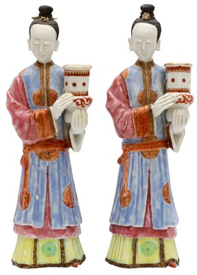 Lot 85 - A PAIR OF FINE CHINESE FAMILLE-ROSE 'LADY' CANDLE HOLDERS