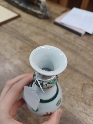 Lot 423 - A small Chinese famille-verte 'butterflies' vase, Qing dynasty, Kangxi period