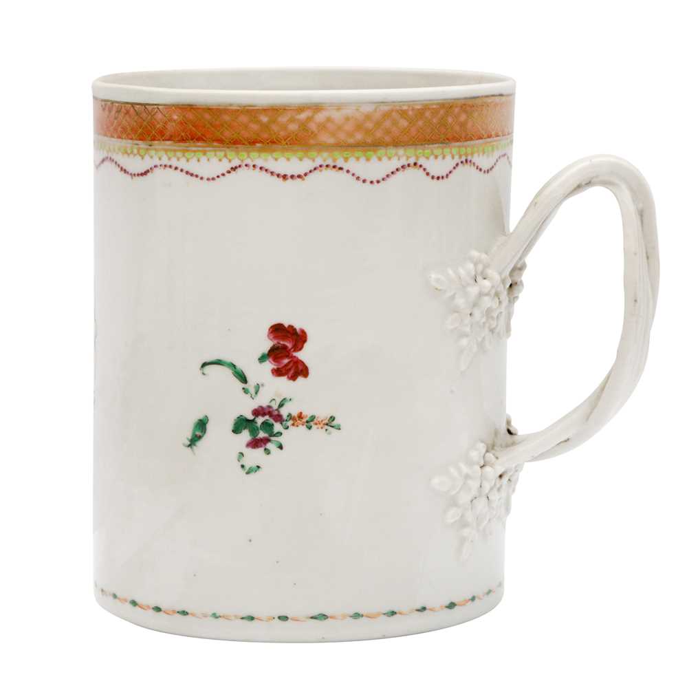 Lot 462 - A Chinese famille-rose armorial mug, Qing dynasty, Qianlong period