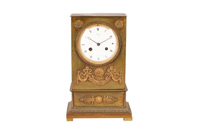 Lot 413 - A FRENCH GILT BRASS MANTEL CLOCK, MID 19TH CENTURY