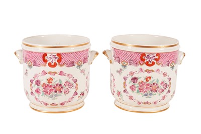 Lot 493 - A PAIR OF FRENCH PORCELAINE DE PARIS JARDINIERES OR CACHE POTS, 20TH CENTURY