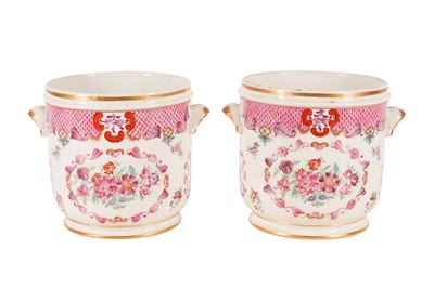 Lot 493 - A PAIR OF FRENCH PORCELAINE DE PARIS JARDINIERES OR CACHE POTS, 20TH CENTURY