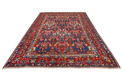 Lot 69 - A FINE BAKHTIARI CARPET, WEST PERSIA