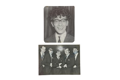 Lot 382 - Pop Music, 1960s