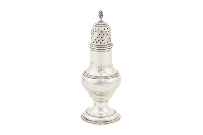 Lot 204 - A George III sterling silver pepper pot, London 1782 by Thomas Daniell