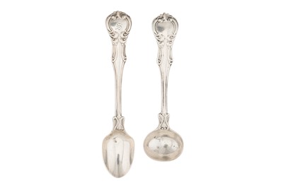 Lot 162 - A Victorian sterling silver salt spoon, London 1849 by George Adams of Chawner and Co