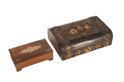 Lot 294 - A VICTORIAN ROSEWOOD PLAYING CARD BOX TOGETHER WITH AN OAK SILVER MOUNTED BOX