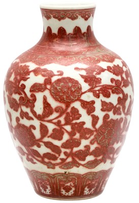 Lot 421 - A CHINESE COPPER-RED 'BLOSSOMS' VASE