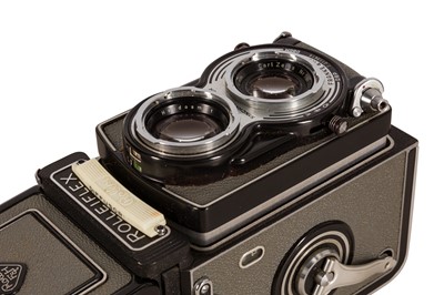 Lot 75 - A Metered Rolleiflex T TLR Camera