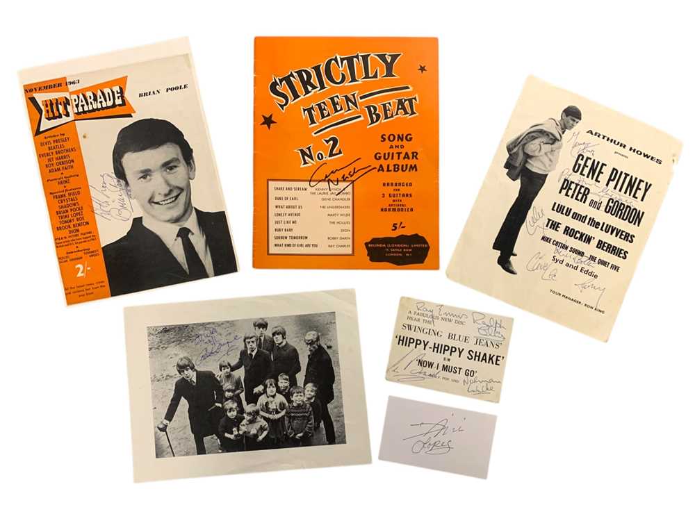Lot 383 - Pop Music, 1960s