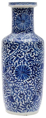 Lot 140 - A CHINESE BLUE AND WHITE 'LOTUS SCROLL' VASE