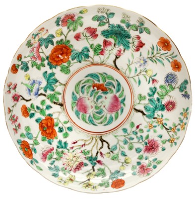 Lot 133 - A CHINESE FAMILLE-ROSE 'PEACHES AND BLOSSOMS' DISH