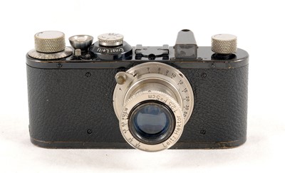 Lot 39 - Leica I with 5cm f2.5 Hektor Lens.