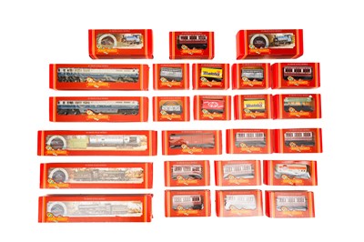 Lot 344 - A GROUP OF OO GAUGE HORNBY LOCOMOTIVES AND ROLLING STOCK