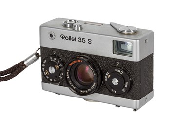 Lot 69 - A Rollei 35S Viewfinder Camera