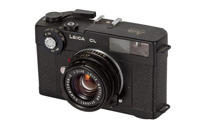 Lot 50 - A Leica CL Rangefinder Camera