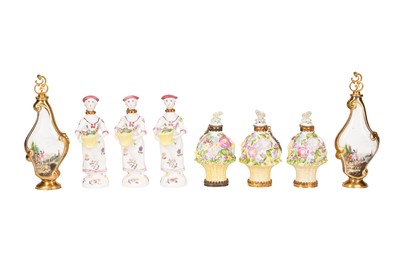 Lot 117 - A GROUP OF EIGHT HALCYON DAYS PERFUME BOTTLES WITH STERLING SILVER MOUNTS