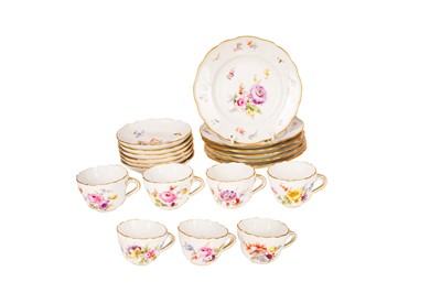 Lot 141 - A PART SET OF EARLY 20TH CENTURY MEISSEN COFFEE CUPS & SAUCERS