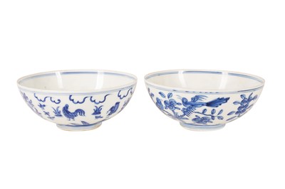 Lot 167 - A PAIR OF CHINESE BLUE AND WHITE SEMI-EGGSHELL BOWLS