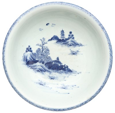 Lot 164 - A LARGE CHINESE BLUE AND WHITE 'LANDSCAPE' BOWL