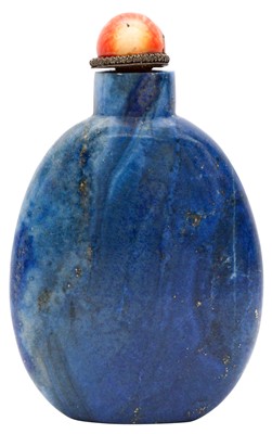 Lot 264 - A CHINESE LAPIS LAZULI SNUFF BOTTLE