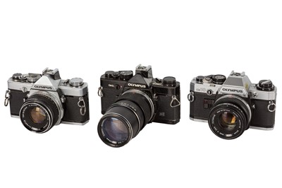 Lot 152 - A Selection of Olympus OM SLR Cameras