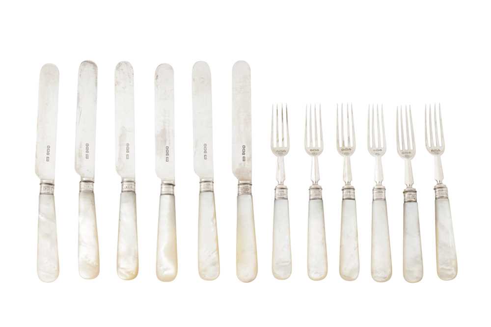 Lot 203 - A Victorian set of sterling silver fruit eaters, Sheffield 1893