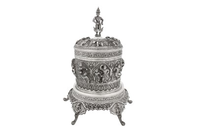 Lot 136 - An early 20th century Burmese silver betel box on stand, Rangoon circa 1920