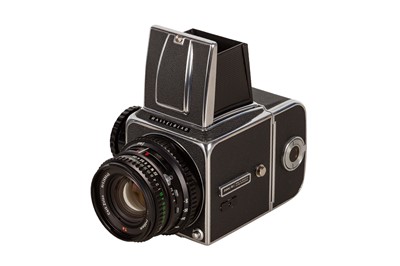 Lot 91 - A Hasselblad 500 C/M Medium Format SLR Camera