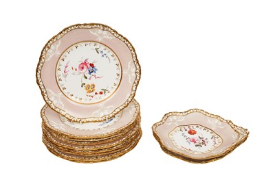 Lot 158 - A SPODE FELSPAR PORCELAIN DESSERT SERVICE CIRCA 1820S