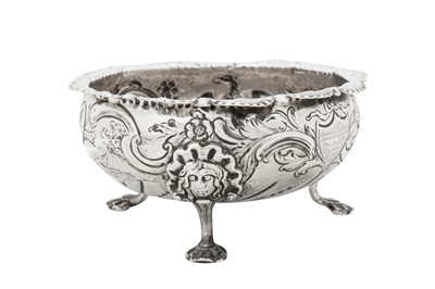 Lot 464 - A George III Irish provincial silver sugar bowl, Cork circa 1780 by John Nicholson (active 1756-1824)