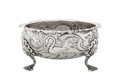 Lot 464 - A George III Irish provincial silver sugar bowl, Cork circa 1780 by John Nicholson (active 1756-1824)