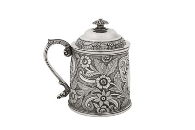 Lot 79 - An early 19th century Indian colonial silver covered mug, Calcutta circa 1830 by Twentyman and Co (active 1818-20, then 1824-53)