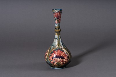 Lot 139 - WILLIAM MOORCROFT (BRITISH 1872-1945)