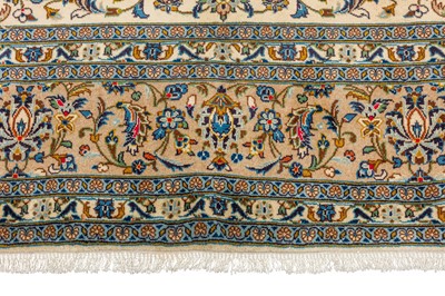 Lot 31 - A FINE KASHAN CARPET, CENTRAL PERSIA