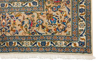 Lot 31 - A FINE KASHAN CARPET, CENTRAL PERSIA