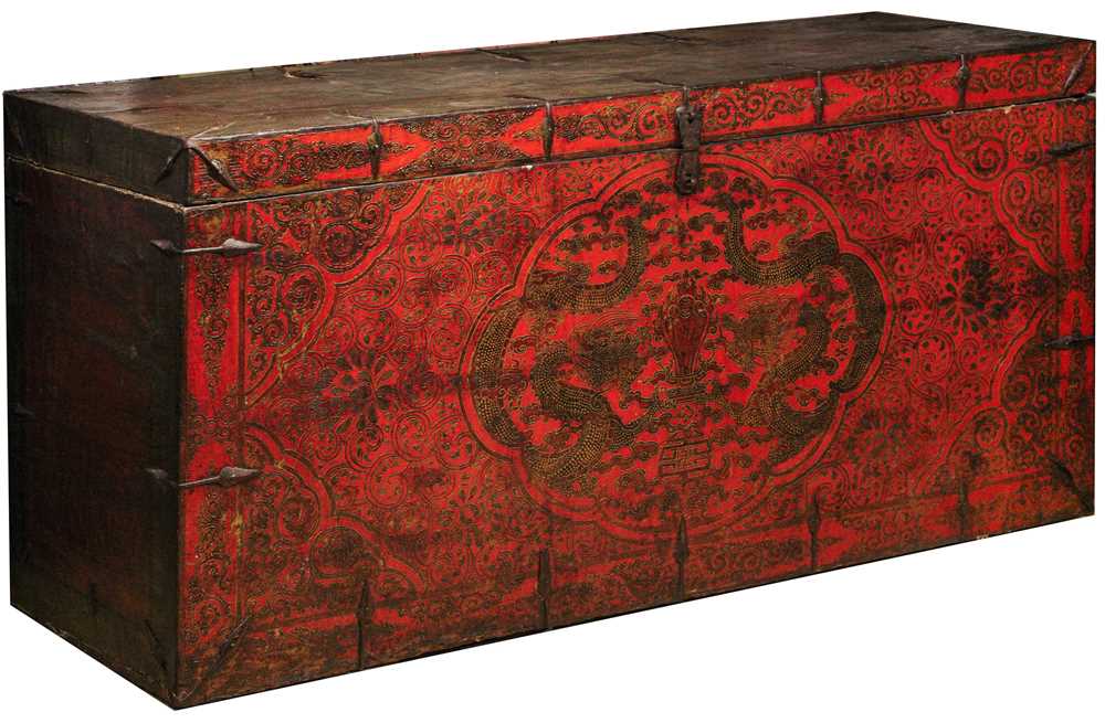 Lot 852 - A LARGE TIBETAN PAINTED WOOD 'DRAGON' CHEST