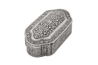 Lot 159 - An early 20th century Ceylonese (Sri Lankan) unmarked silver lime box, Kandy circa 1920