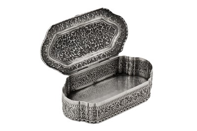 Lot 159 - An early 20th century Ceylonese (Sri Lankan) unmarked silver lime box, Kandy circa 1920
