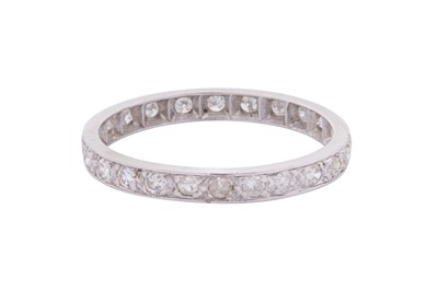 Lot 150 - A FULL ETERNITY DIAMOND RING