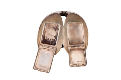 Lot 173 - A Victorian sterling silver mounted hoof double vesta case, Exeter 1879 by Josiah Williams
