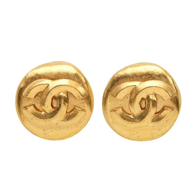 Lot 143 - Chanel Button CC Clip On Earrings