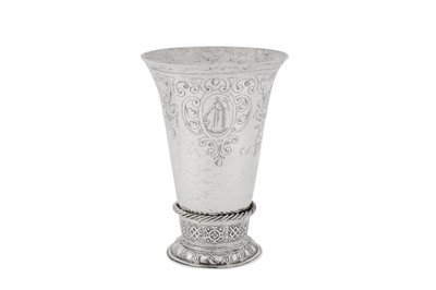 Lot 266 - A mid-17th century Dutch silver beaker, Groningen 1641 by Arjen Muntinick II (active 1615-41?)